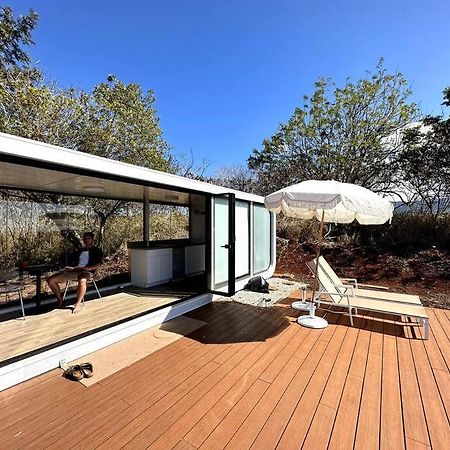 Modern Off Grid Tiny Home! 할레이와 외부 사진