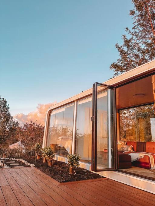 Modern Off Grid Tiny Home! 할레이와 외부 사진