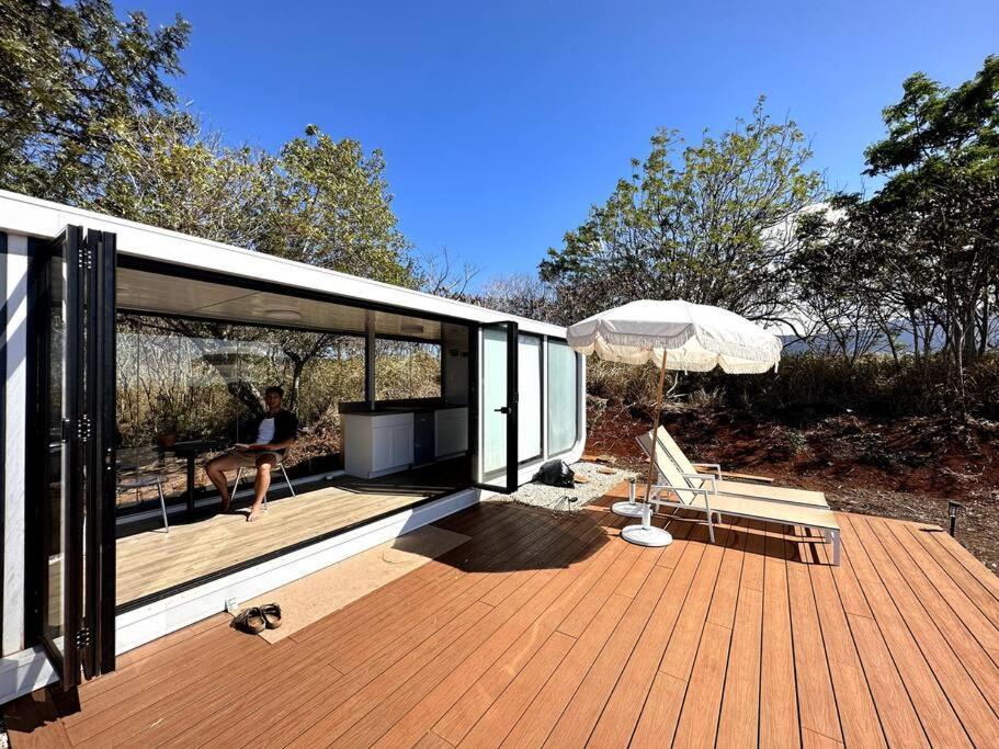 Modern Off Grid Tiny Home! 할레이와 외부 사진